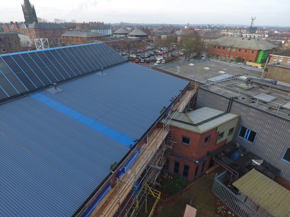 SangwinGroup's tweet photo. Progress on gutter replacement works as part of refurbishment contract at #Goole Leisure Centre for @East_Riding @YORhub @JLP_Scaffolding https://t.co/VSOcdOoucz
