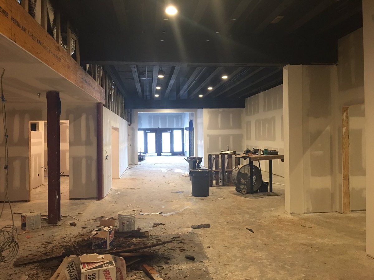 erickyp's tweet image. Dry wall is up. Paint starts soon. Shoreline's new Destin home. Coming soon. #shorelinedestin #churchatnighttown #crossequalslove