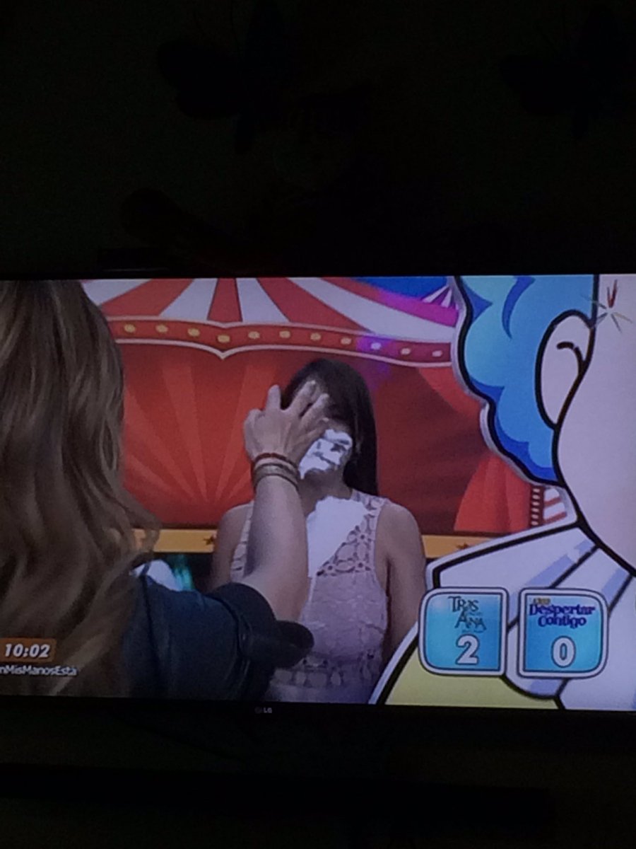 Vicko2802's tweet photo. @elavelden  cuando sabes que ya valiste por culpa de tus compañeros jajaja hasta así luces guapetona saludos https://t.co/YDkk96QGEE