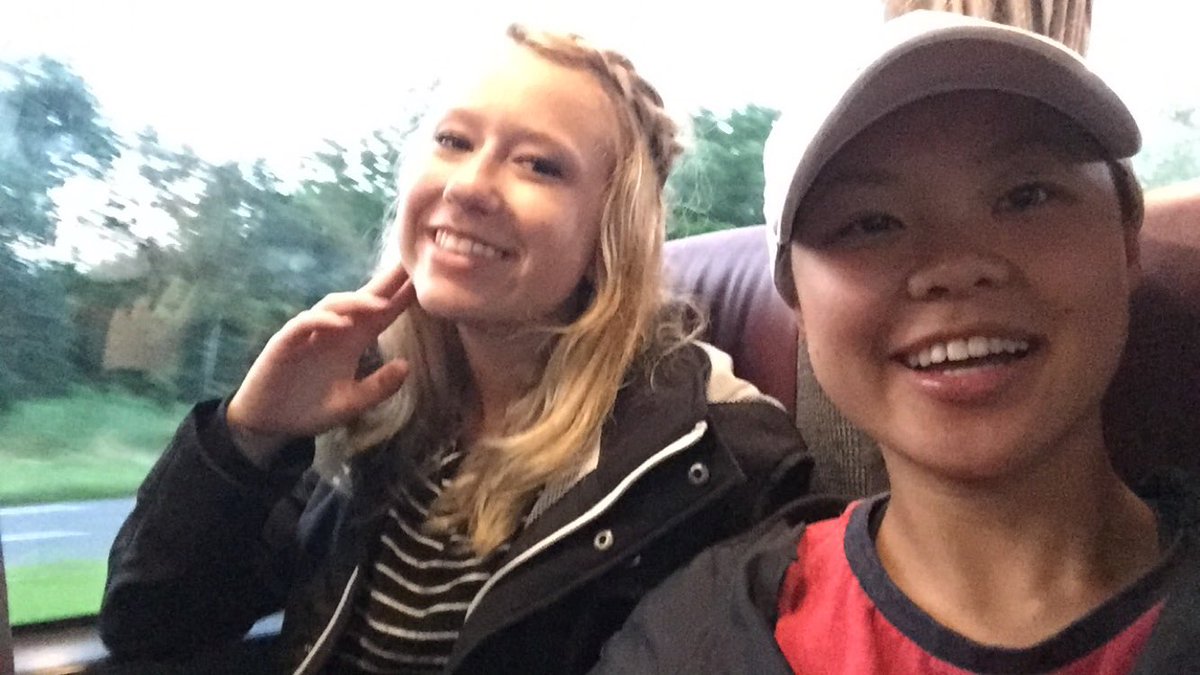 lilipaici's tweet photo. 🎉Happy birthday to bff @ertlethejedi thanks for always being there for me, love you ❤ https://t.co/mriQzN2ftE