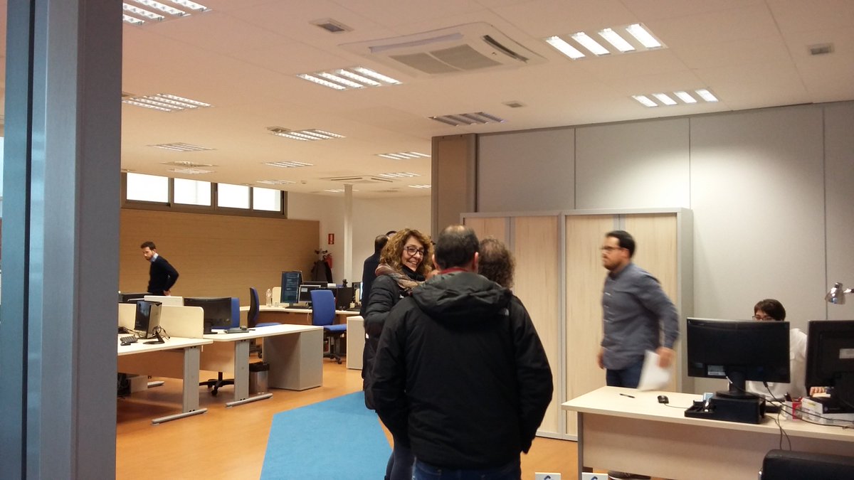 FundacioBit's tweet photo. Portes obertes #CentreBit #Menorca @BinaryMenorca @Infotelecom @TaoVisual @M01_Sistema gràcies a tots!!!!!! https://t.co/0jHnpfzYN7