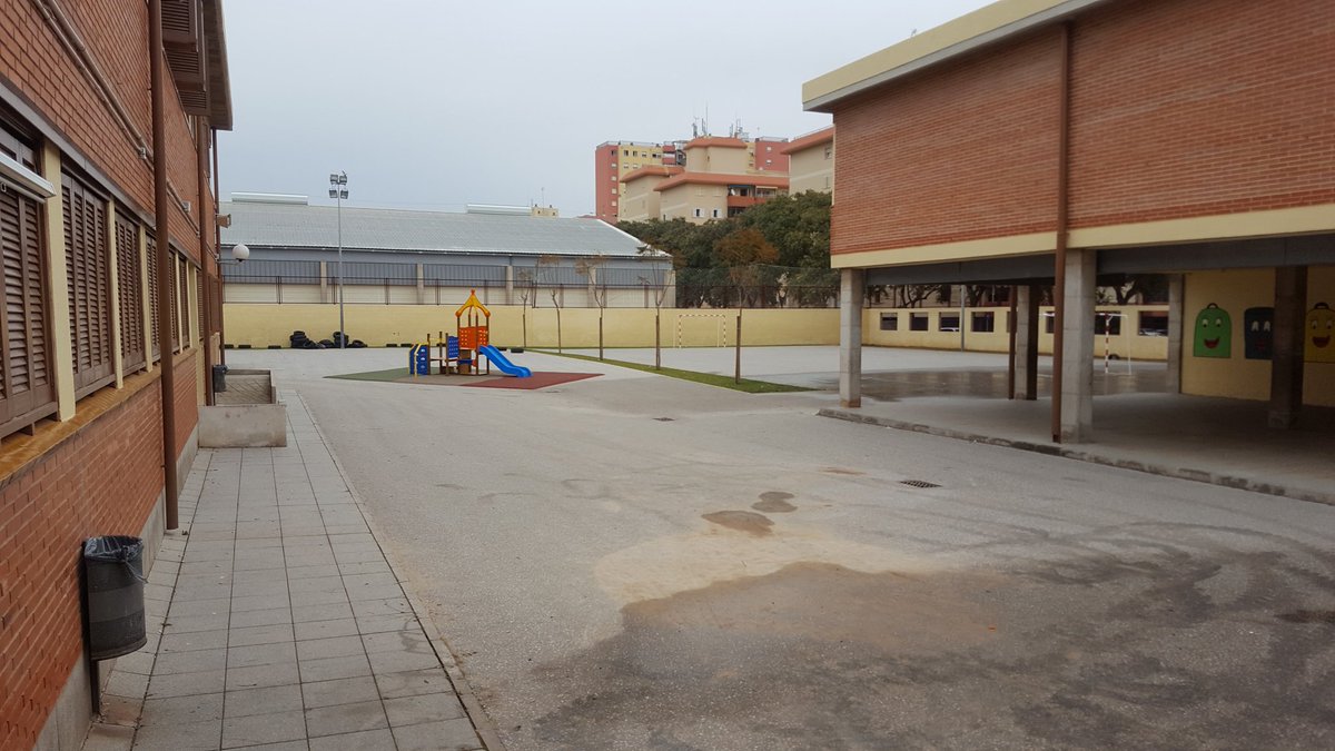 sanaviron_cba's tweet photo. Rendint comptes i responent preguntes dels ciutadans més petits i compromesos amb la seva ciutat. https://t.co/cocqkEf5r1
