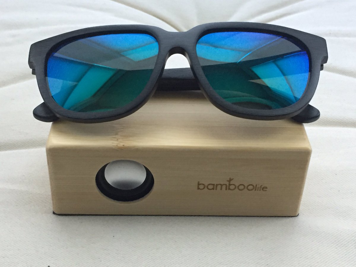 I love receiving packages on my birthday! Thanks <a href="/BambooLifeCo/">Bamboo Life Co.</a> 🙌🏿🙌🏿🙌🏿