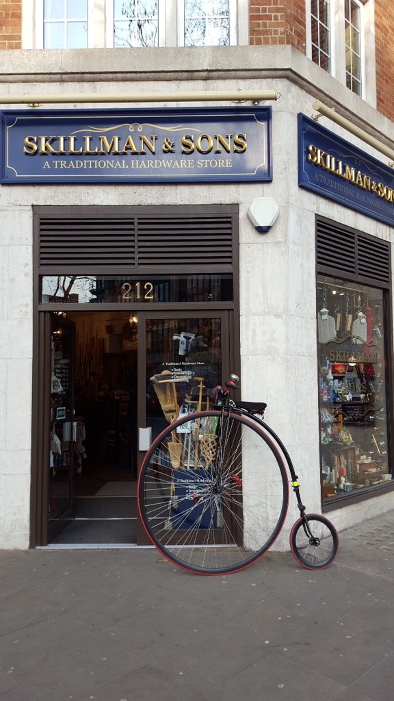 skillmanandsons's tweet photo. Old school hardware attracts old school transport 
#ohmygoshlondon #pennyfarthing https://t.co/mBqKdRkgmB