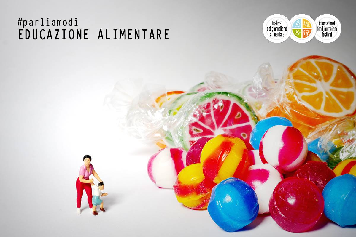 foodjournalfest's tweet photo. Anche i tuoi denti potrebbero avere bisogno di noi. Unisciti alla seconda edizione del #foodfest17. Dal 23 al 25 febbraio 2017 a #Torino https://t.co/smT6hKv9P9