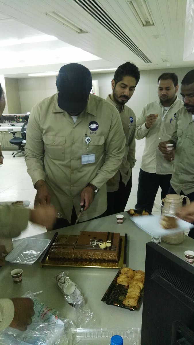 abuzki3's tweet photo. #التحلية
المدير الناجح يكافئ فريقة على الانجاز مهما كان ويزرع بذور المحبة بين الاعضاء وتظهر الفرحة في ابتسامة ونحصد الثمار
@ekhayyat99 https://t.co/wkgkZvma2b