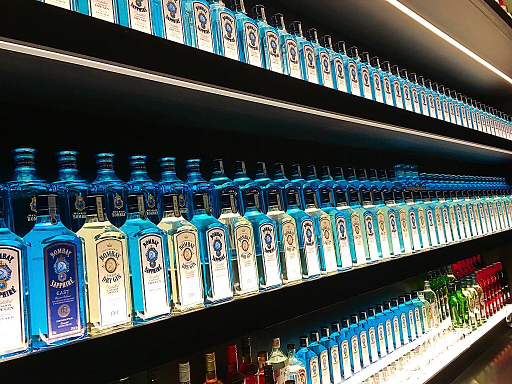Cracking day <a href="/BombaySapphire/">Bombay Sapphire</a> #distillery such skill&amp;passion! Thanks for having us #bombaysapphire #hampshire #gin #love #drink #lovegin