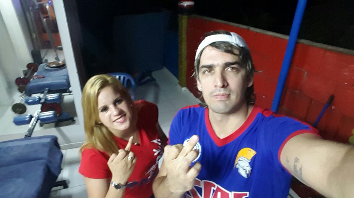 carlxsaquiles23's tweet photo. MUCHAS FELICIDADES MI GRAN AMIGA CERRISTA @gabydu27 

QUE PASES BIEN, Y AGUANTE EL CICLXN PXR SUPUESTXXXXXX!!!!! https://t.co/sG8NjqHfR5
