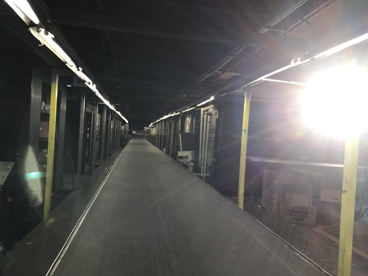 cetisol's tweet photo. Here comes the sun ☀️☀️And wrapped preload ✅TEAM TUMWATER drivers ready to roll! #TeamTumTum #WeAreUPS #doorsdown @mkulsrud4 @kiachambers8 https://t.co/TWf2vsZNju