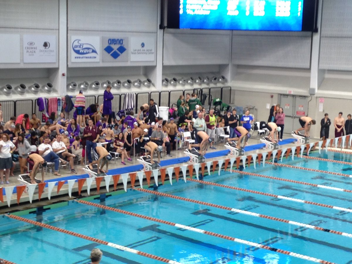 Bryan High Swimmers-Conner Destifino wins heat 2 of 200IM! Stanley Yang finishes 4th in same Heat!@LaneBuban <a href="/willijan74/">willijan74</a> <a href="/BryanISD/">Bryan ISD</a>