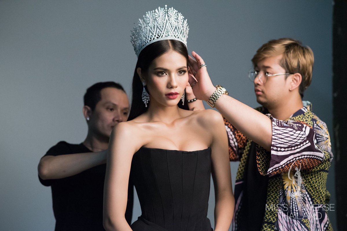 mxtxgxxx's tweet photo. กราบบบบ🙏🏼ความงามของนาง #MissUniverse #Thailand https://t.co/g67YTJ3Gzr