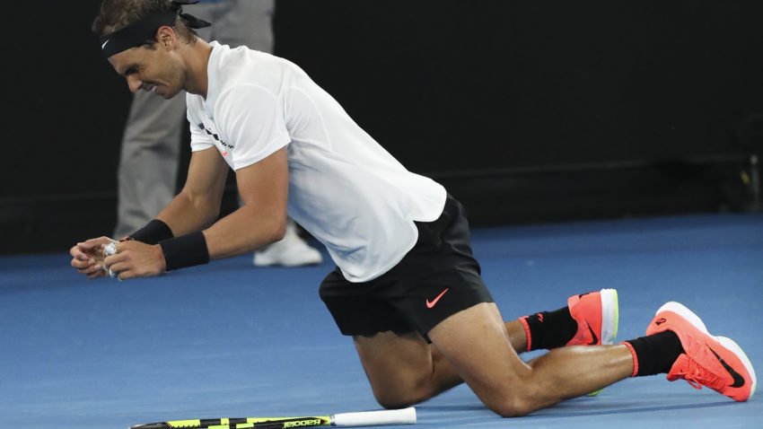 BostonDotCom's tweet photo. Australian Open: Nadal holds off Baby Fed, sets up classic final vs. Federer https://t.co/qQQi2xHq8o https://t.co/1sIeJOsAhs