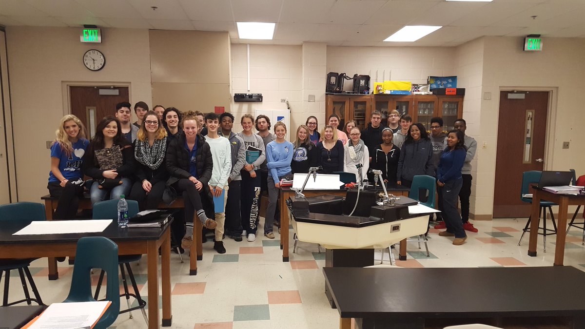 MrZoliDHS's tweet photo. End of a great semester! #forensics #RTB #findthepterodactyl https://t.co/9S7GayoFbK