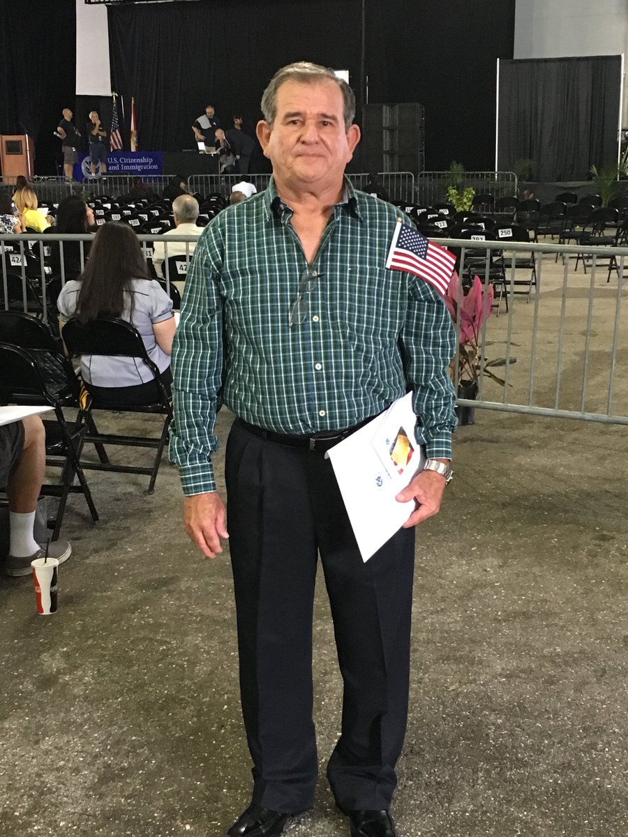 ACEofPBC's tweet image. @ACEofPBC employee becomes a U.S. citizen. Congrats Adrian! #citizenship @pbcsd @Supt_Avossa Read his story: ow.ly/rbTg308oMMD