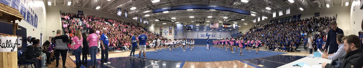 TitansYouMatter's tweet photo. ๐ this place! #rally4rayne #wishweek2017 https://t.co/n4qWJXoEO7
