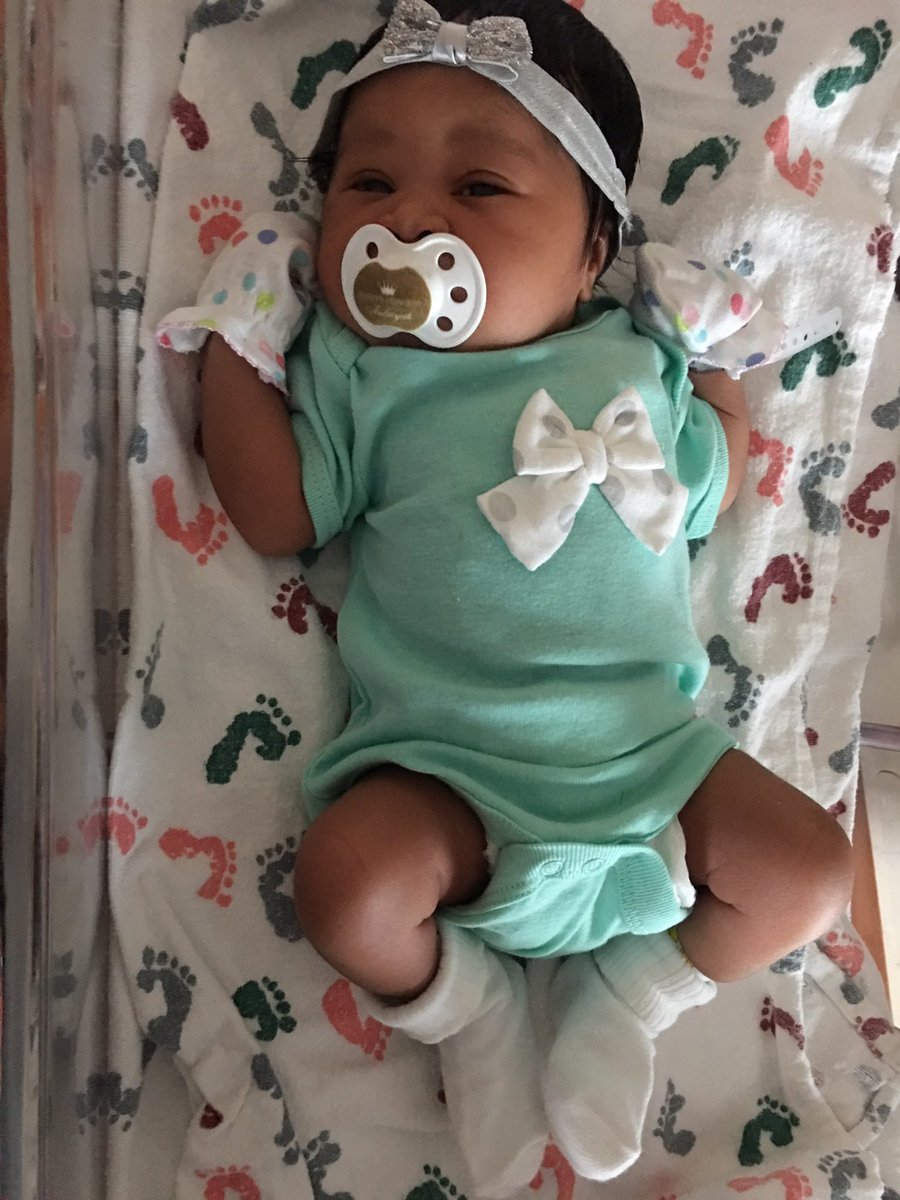 _prettyasshEWl's tweet photo. Meet Aalaiyah La'Nae Dorsey mommy &amp; daddy princess 💖👨‍👩‍👧 https://t.co/VK3Hp6DHP2