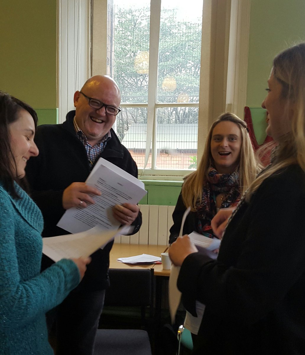AminaMWRC's tweet photo. + conversations @ wshop delivered with @WSREC on hate crime, bystander intervention & forum theatre to practice! #SayNotToHate #moreincommon https://t.co/bQO6DL7KnL