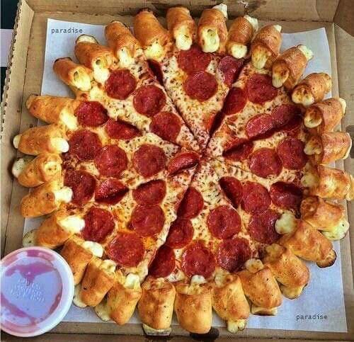 ItsFoodPics's tweet photo. I miss you, I want you, I need you now, pizza https://t.co/a7Rtwj124d