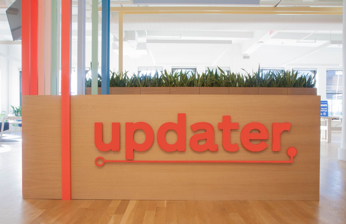 InsideSquadNYC's tweet photo. An overview of our client @Updater's new office; where we created the #receptionistdesk. https://t.co/pBBrND7rRe #oak
#powdercoatedmetal https://t.co/PvtZj6ROnU