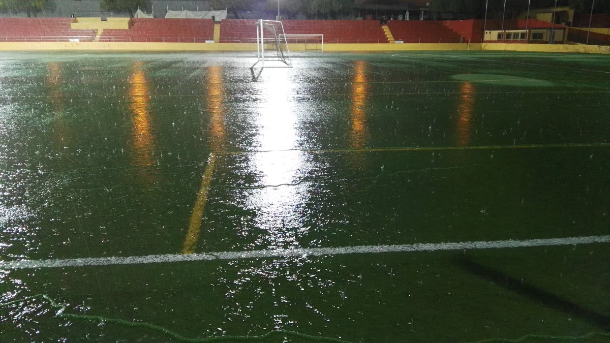 SportingCPalma's tweet photo. La que está cayendo por el Miquel Nadal. https://t.co/qcMERedrdR