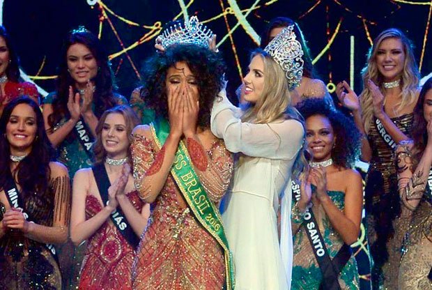 irisfigueiredo's tweet photo. Twitter, vamos divulgar e enaltecer nossa Miss Brasil? Esse ano ao tuitar as hashtags #MissUniverse e #Brazil, contam votos :) https://t.co/XMQrhzvcxX