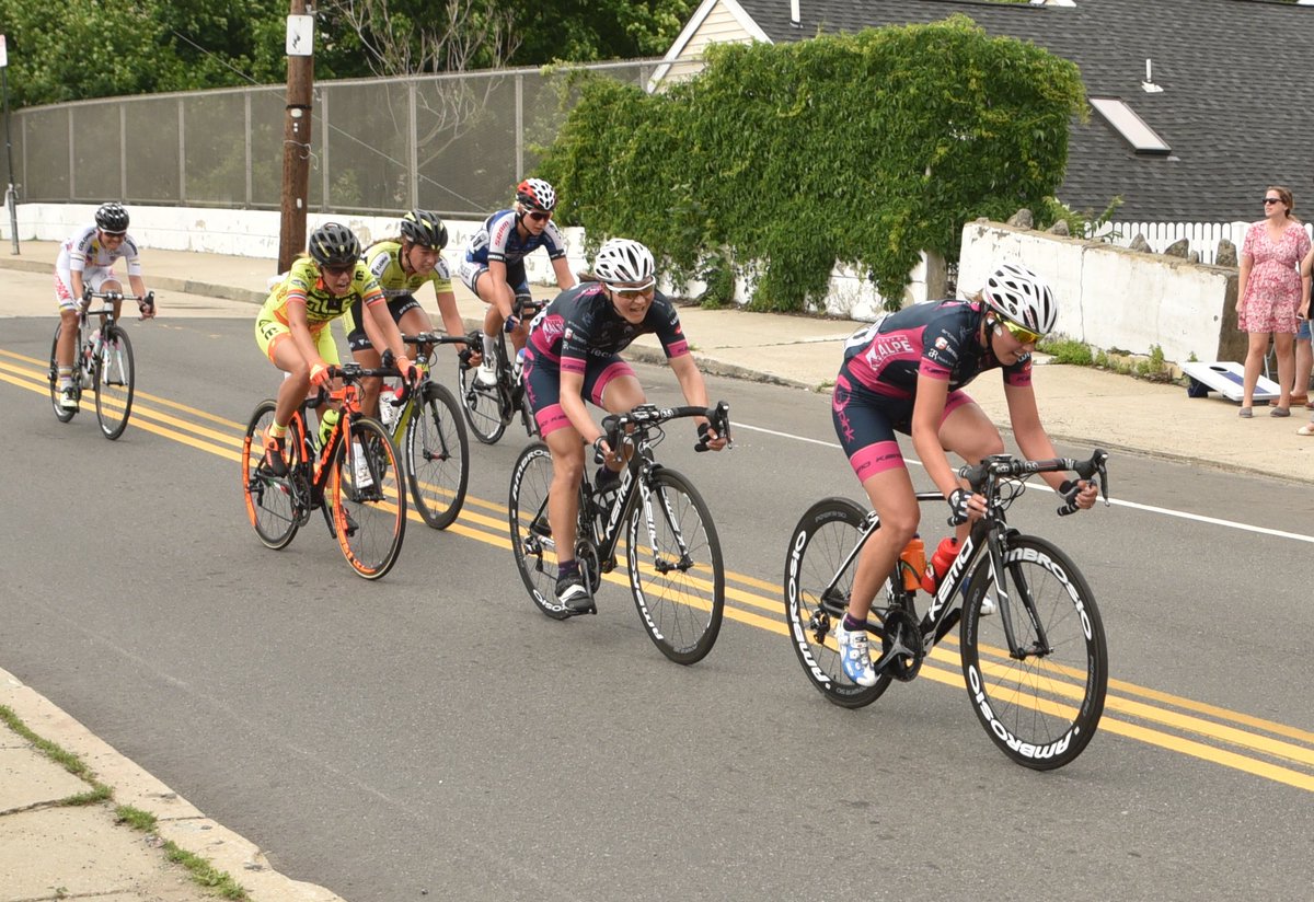 TheReviewSports's tweet photo. Citing financial difficulties, #Philly has canceled the 2017 #Manayunk bike race - https://t.co/DyDmlbImbq https://t.co/LdFTLVqKUa