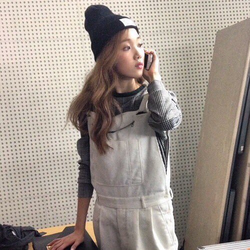 lee sung kyung 이성경 pics tweet media