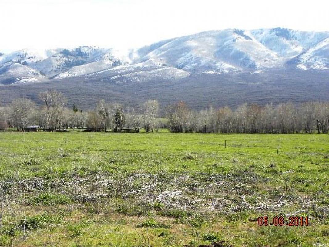 Remax_ResultsUT's tweet image. See a virtual tour of one of our newest #listings 1110 S CREEK HOLLOW CIR E #Wallsburg #UT  tour.circlepix.com/home/LYVK6F