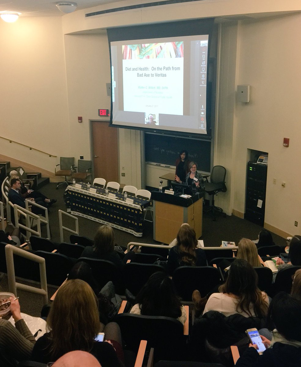 umichsph's tweet photo. Karen Oetetson and Wei Perng of @UmichNutrition introduce Dr. Walter Willett. #umnutrition75 #umsph75 https://t.co/MUHfSg08tC