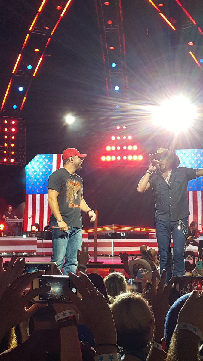 CountryPower95 tweet picture