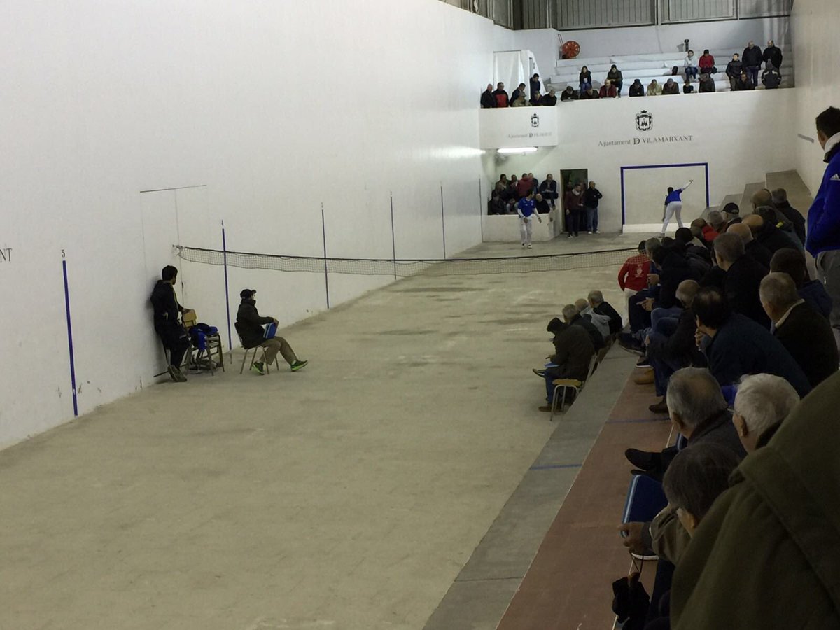 EiC | 🏆Partida del divendres

📍Vilamarxant
GRAN FINAL

6️⃣0️⃣🔵Pablo i Bueno
3️⃣5️⃣🔴Carlos i Hèctor II

#pilota⚾️
#pilotamola✌️