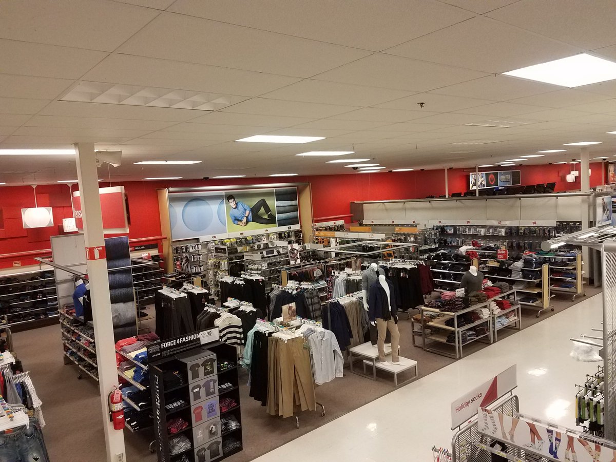 #FlashbackFriday to reimagining men's shop with guests in mind--and we've seen those sales move on up ever since! #gosales <a href="/DebnSherl/">Deb Hunt</a>