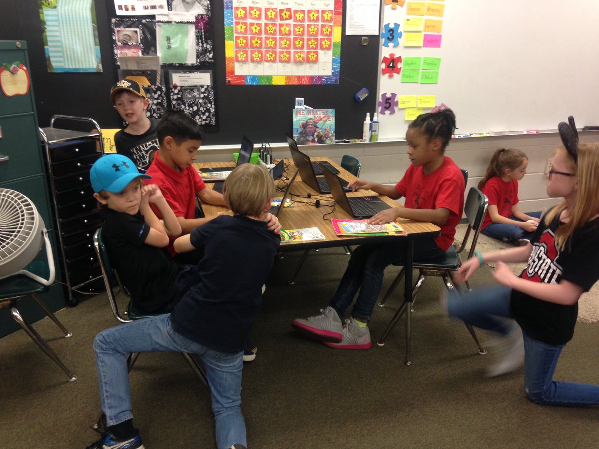 Mrs. Crayne's and Mrs. Peterson's Ss are reading with their chums! #freedomvcs