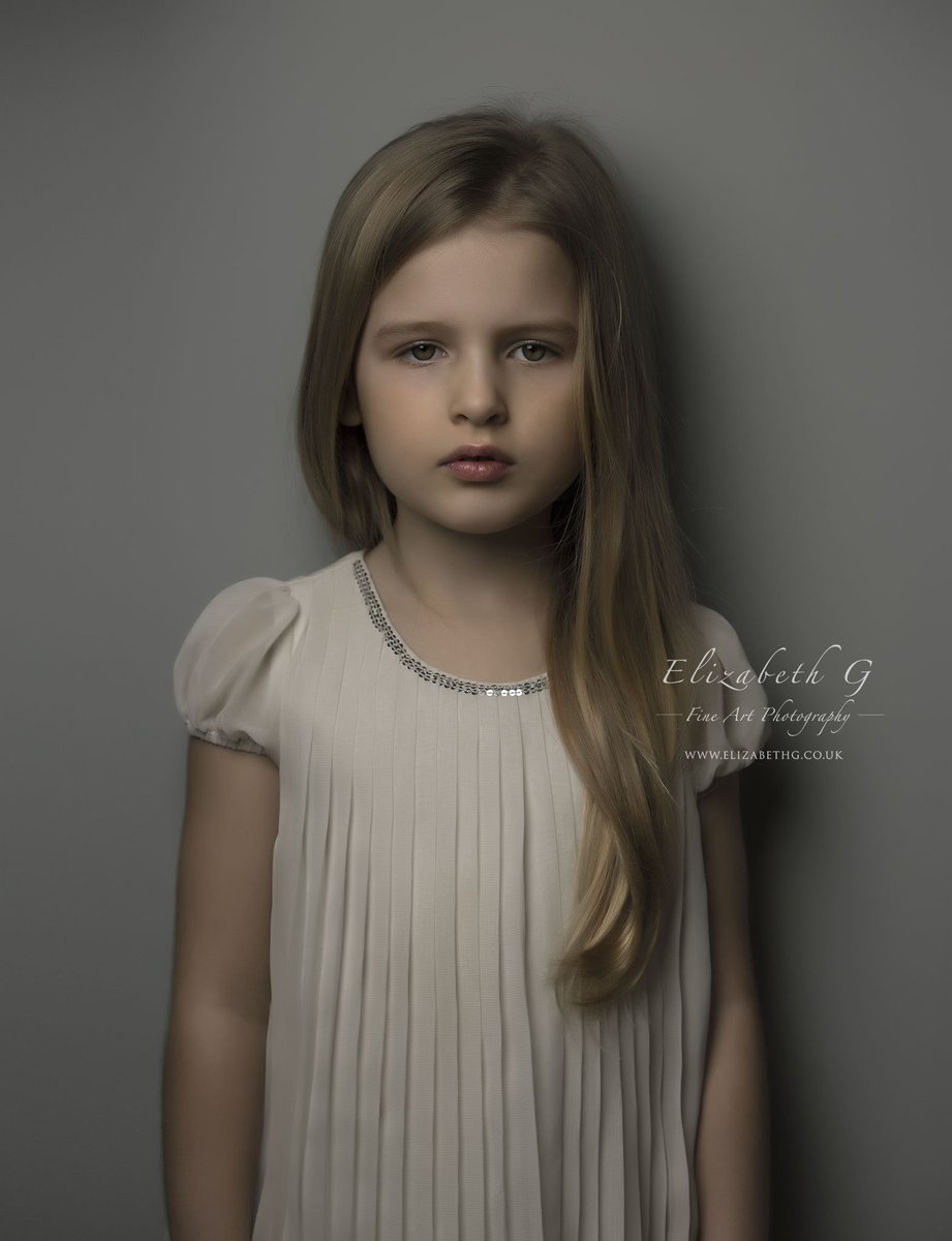 liz_griffiths1's tweet photo. Olivia #girl #hertfordshire #pretty #beautiful #agency #model #fineartchild #kingslangleyphotographer #elizabethg #rayandrobin https://t.co/TuS8p3K9VU