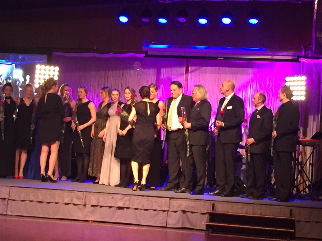 Onnea <a href="/Kirittaret/">Kirittäret Jyväskylä</a>. Vuoden urheiluteko pesäpallossa. #kesli #urheilugaala #suomenmestarit