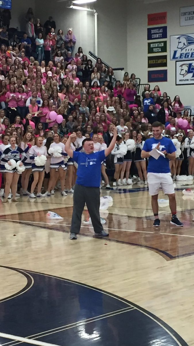 LegendUnified's tweet photo. We are so proud of these guys! #WishWeek2017 #Rally4Rayne https://t.co/Eb7UHb3YBq