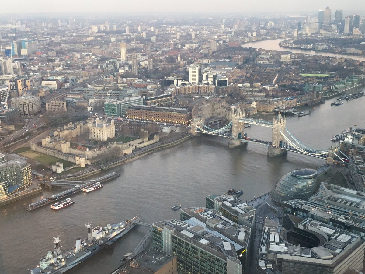 markwilliams818's tweet photo. What a difference just 1 hour makes.. #shardview https://t.co/lHfqU7AlsA