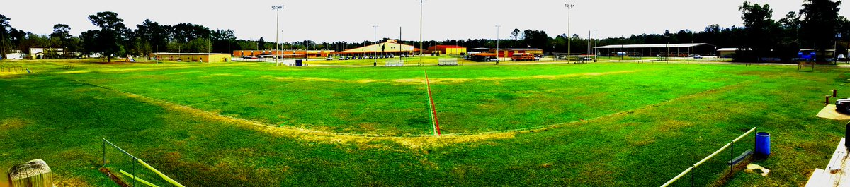 SETXFFL's tweet photo. The field is marked and ready for tomorrow! #SETXFFL #TWC2 https://t.co/GaQgm901FZ