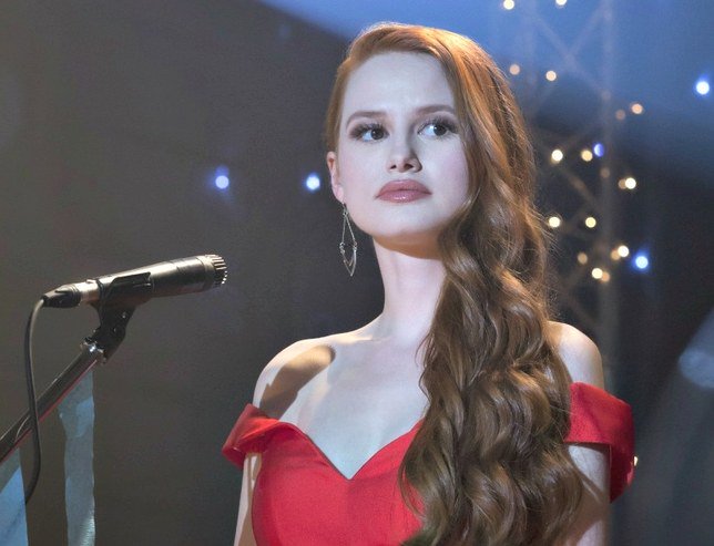 glamourmag's tweet photo. Meet #Riverdale star @madelainepetsch, and yes, you're going to be obsessed with her character Cheryl Blossom: https://t.co/tQXYviv0PA https://t.co/djicqc58nx