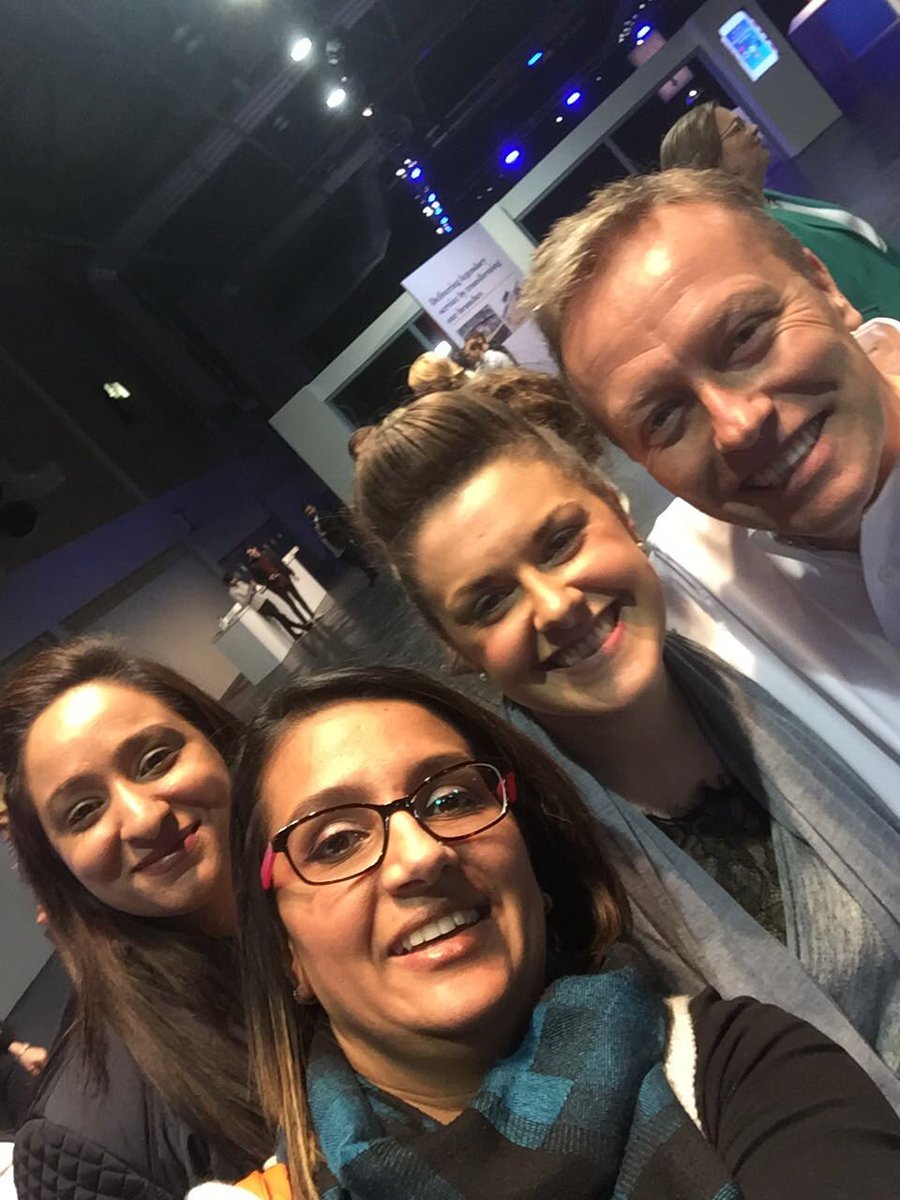 Kundi_S7's tweet photo. What an amazing day at #OurBigEvent Feeling proud to be a part of #TeamBuildingSocietyNationwide @NBSLondon https://t.co/KoI0av71Qv