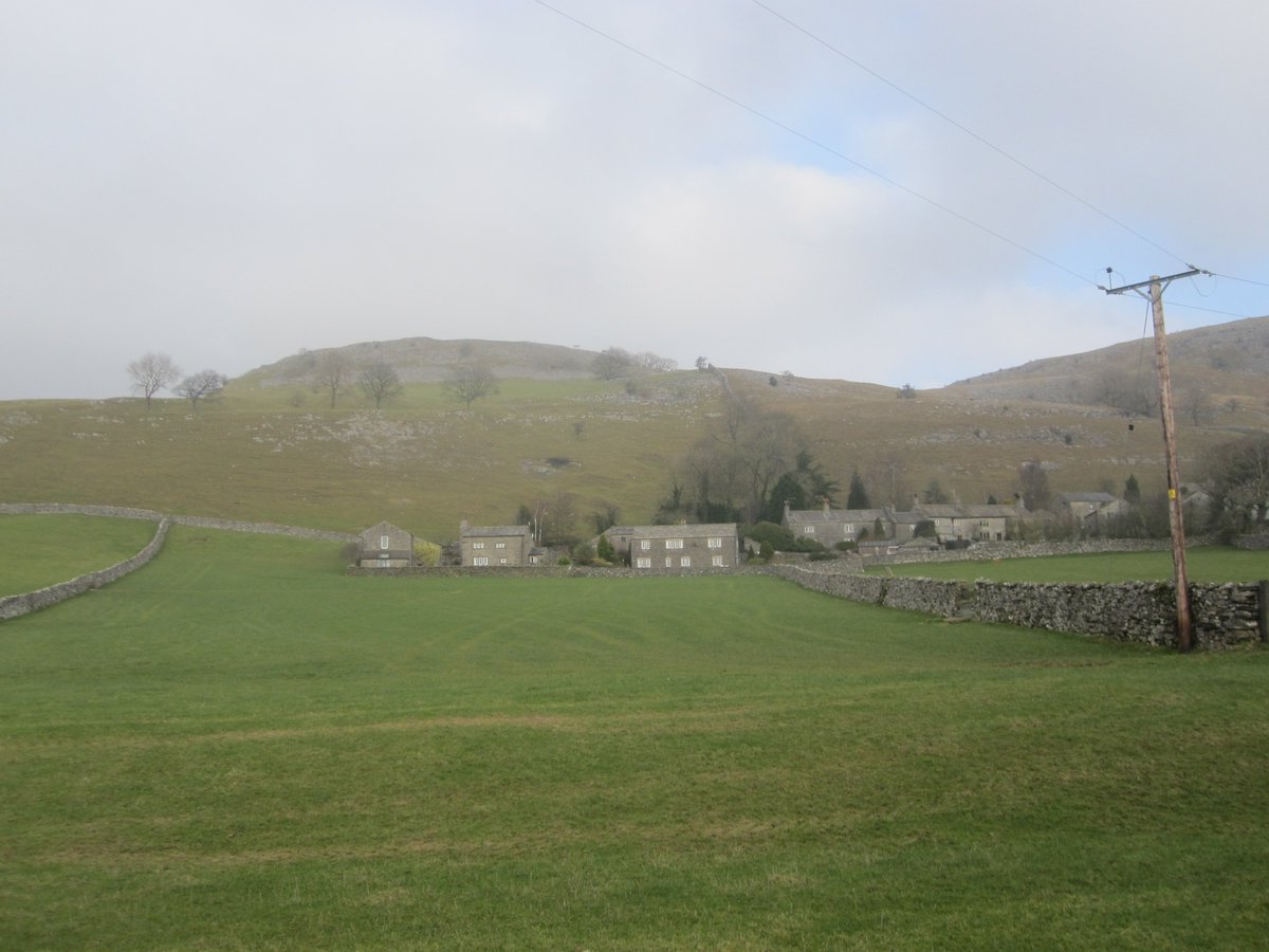 Always think The Environs of Feizor sounds more Tolkien than Alfred Wainwright but apparently not... #Yorkshire