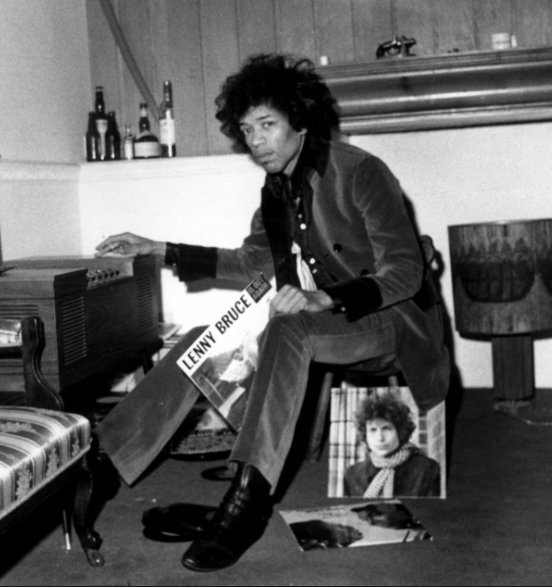 OfficialBDylan's tweet photo. The thing I remember most about Jimi was that he thought LPs were a kind of chair

"You're mean to play it" we'd say but he insisted #RIP https://t.co/SGs7G3W7Br