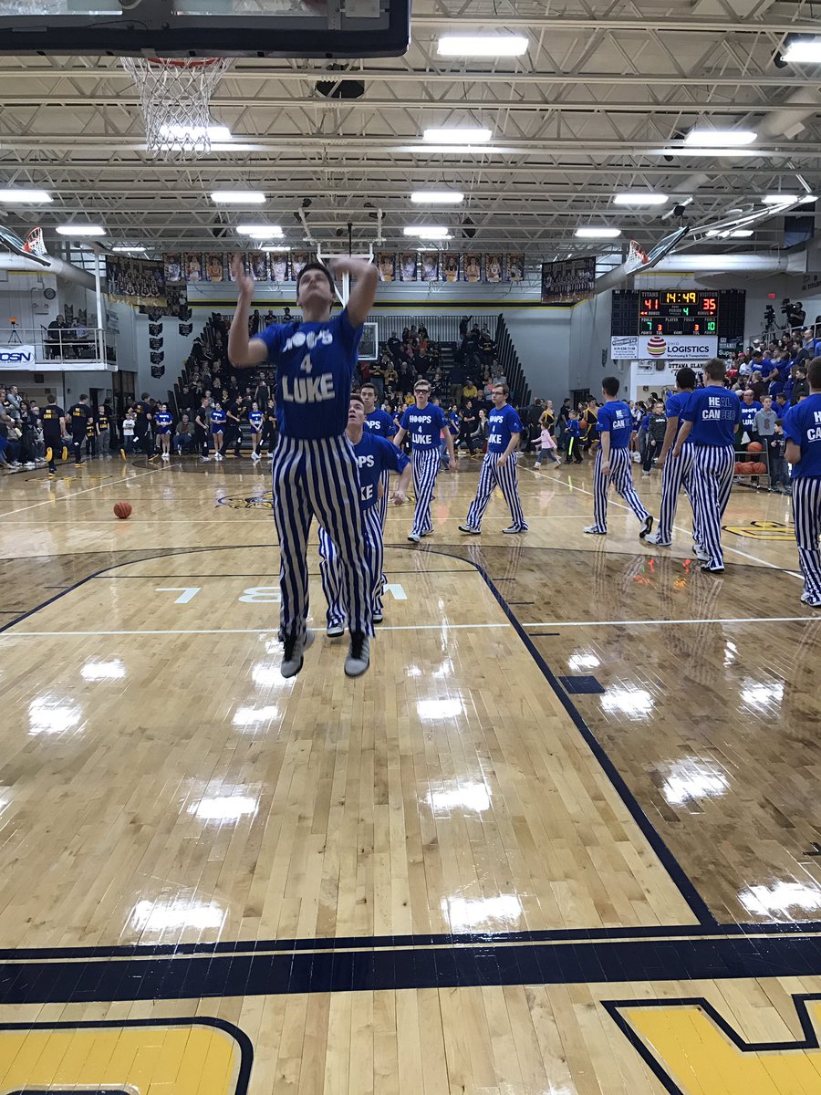 Bluestreaks_JS's tweet image. Thanks to @DefiBulldogs coaches and players for helping support #Hoops4Luke @WONW1280 @Jerry_Snodgrass