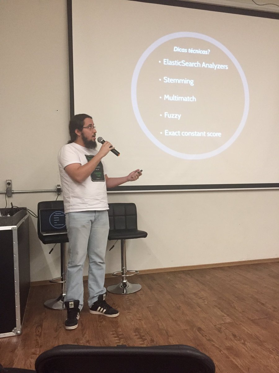 victorshinya's tweet image. Hoje estive presente em um evento promovido pelo #DeveloperCircles from Facebook sobre chatbot! 🖥
