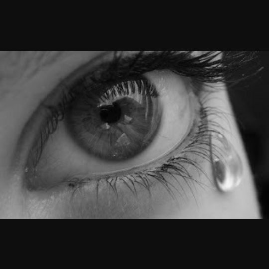 я хочу быть слезой. стихотворенье о мужчине страдающем по женщине. душевные слезы. смейся со мной до слез хочешь сойди сума. когда плохо и хочется плакать.