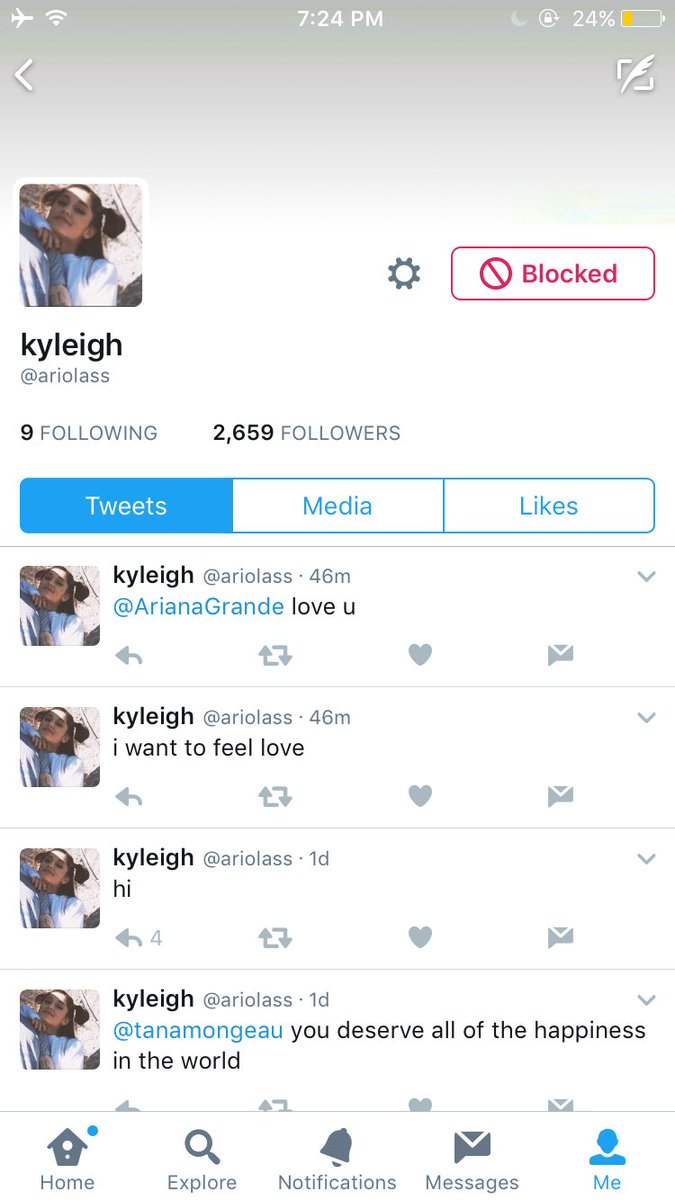 eggoeI's tweet photo. Hey guys, can y'all please go block and report account? It was mine but it got hacked @ariolass https://t.co/rz4XO2X2im