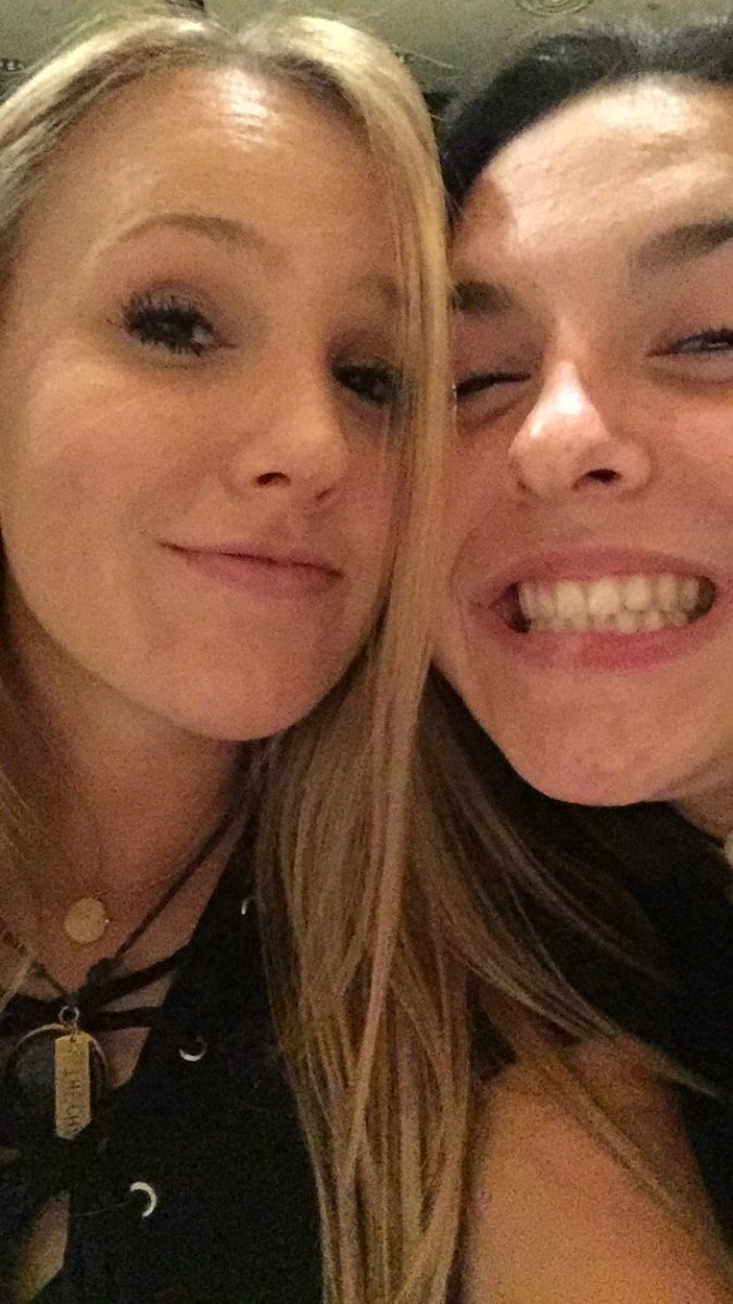 Kyliee07's tweet photo. @C_Arguelles13 hbd love, missing you and our laughs. Hope you visit me soon❣️🎉 https://t.co/uENzUh9s98