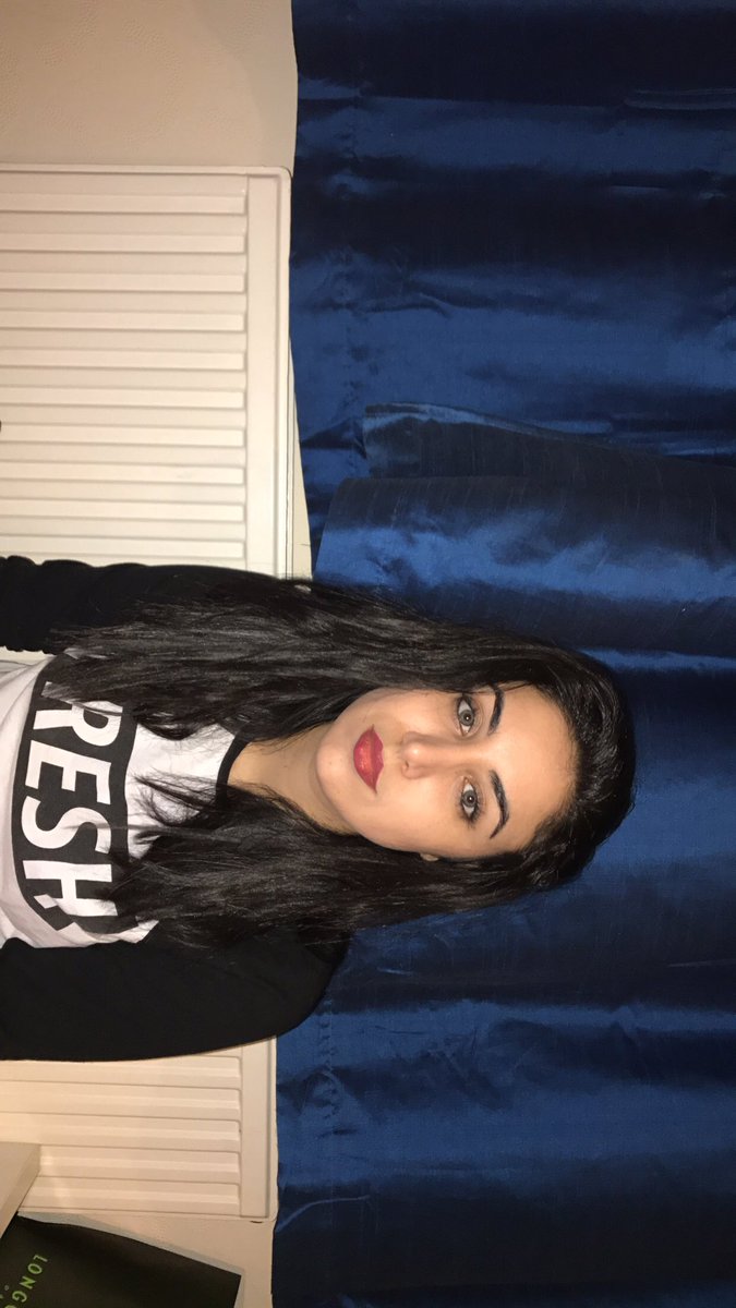 Sogandddd's tweet photo. My sister decided to be my photographer 🌹 https://t.co/68ejmxvDYH