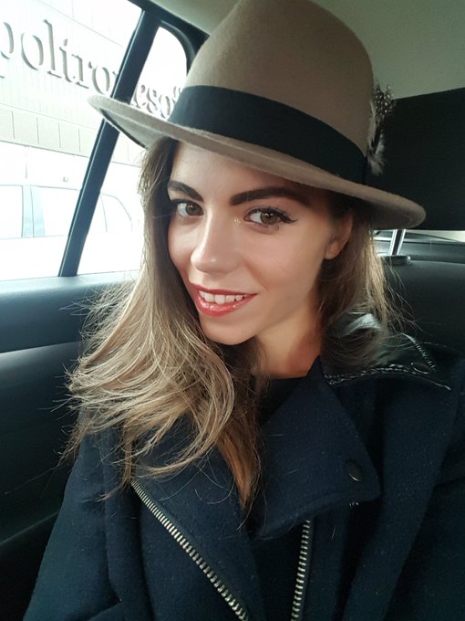 coucou &agrave; tous rendez-vous ce week-end &agrave; la rochel pour le salon de l'&eacute;rotisme MANON MARTIN VOUS Y ATTENT<a href="/tag/nouvellephotodeprofil"class="tags"><span>#nouvellephotodeprofil</span></a>