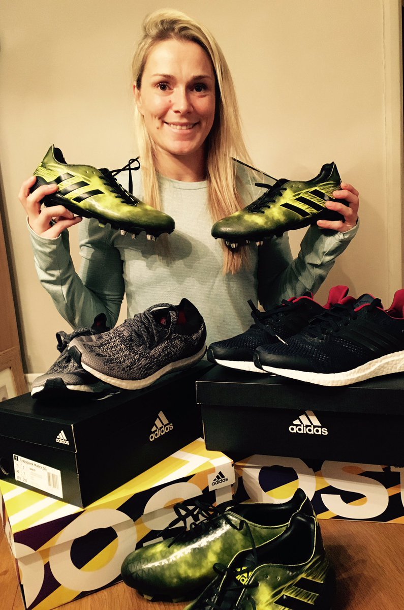 RachaelBurf12's tweet photo. I can't wait to get my feet into these Thanks @adidas and @adidasrugby for the support! /// #adidas #adidasRugby #Crazyquick #UltraBOOST https://t.co/h1FLXPW2Tr